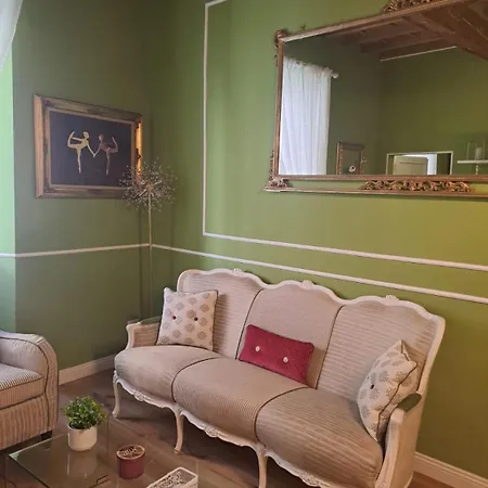 Passera Royal Apartment *